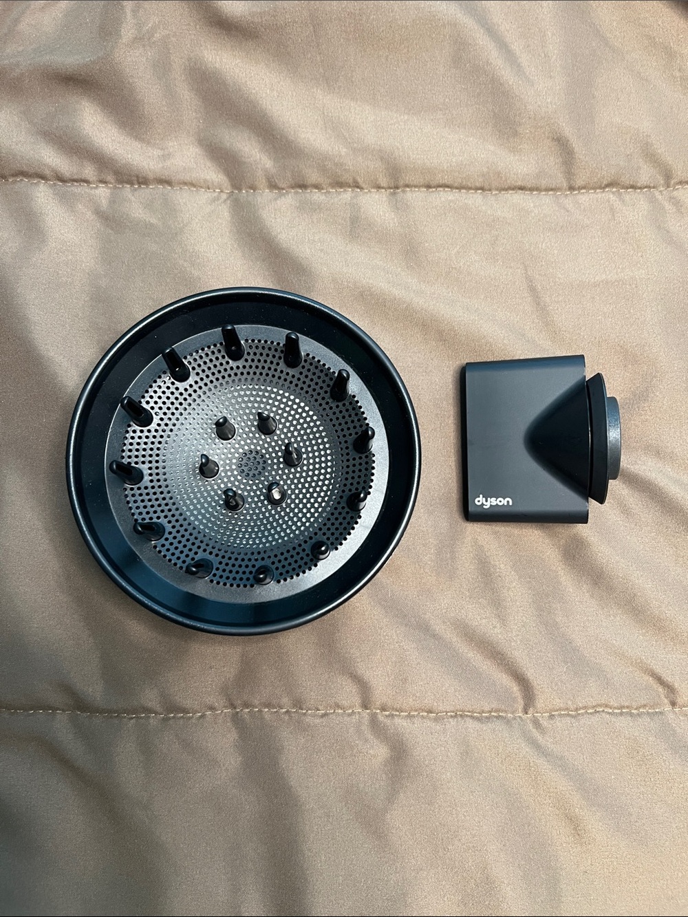 Dyson hair diffuser + styling concentrator attachments (NEW)